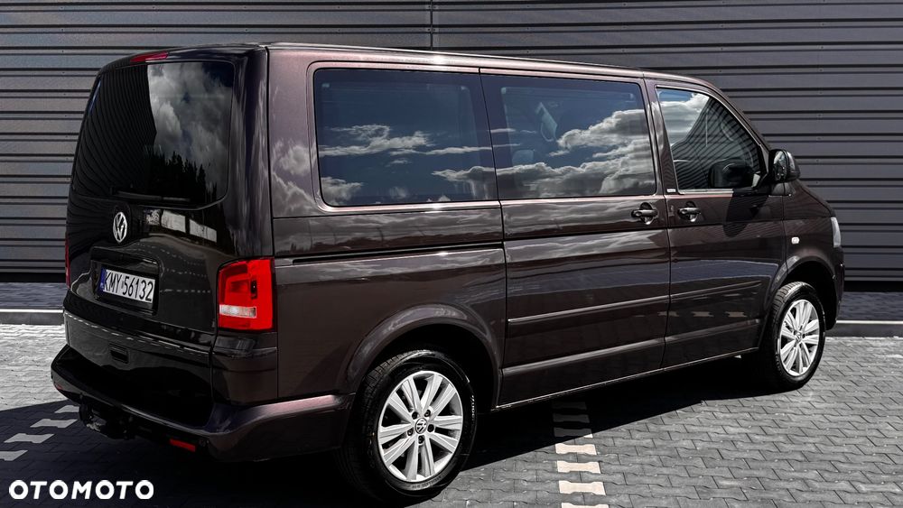 Volkswagen Multivan - 12