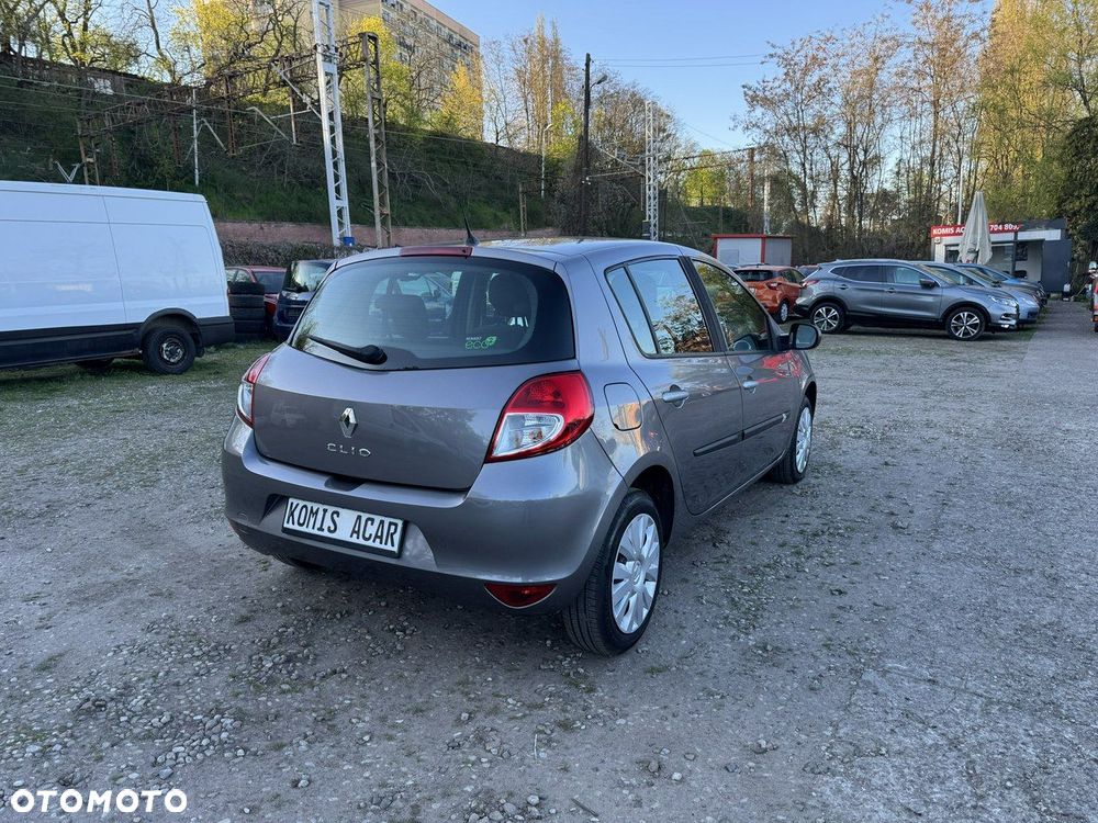 Renault Clio - 3