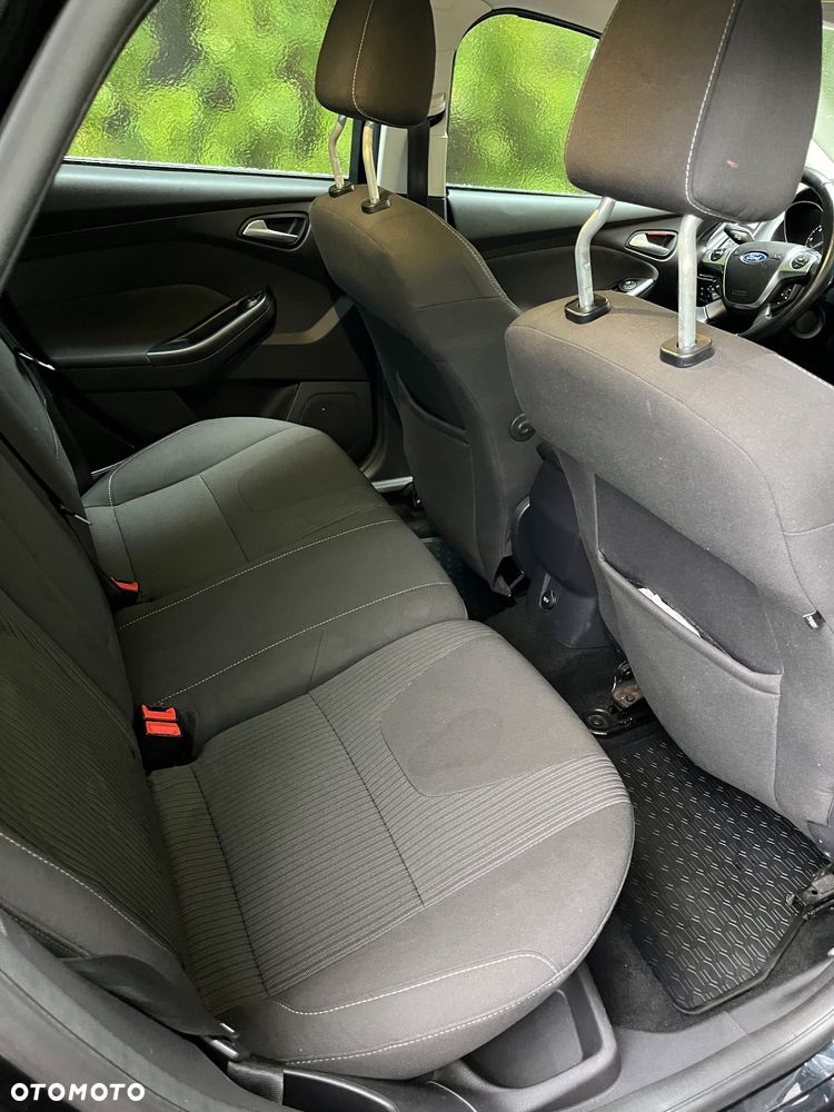 Ford Focus 1.6 TDCi DPF Trend - 6