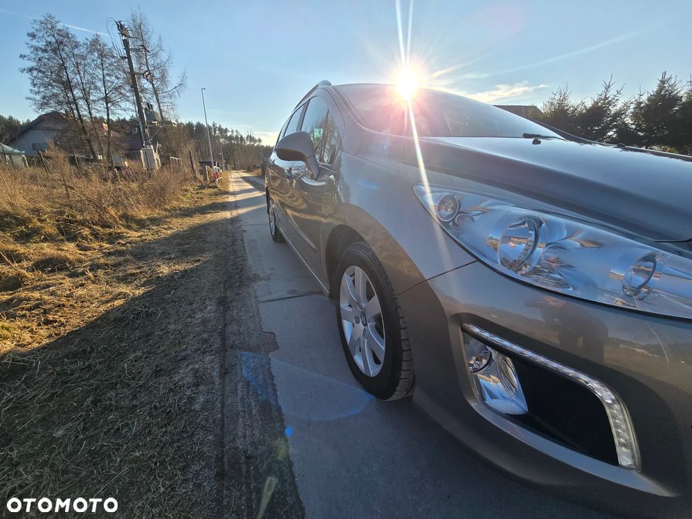 Peugeot 308 1.6 HDi Premium Plus - 25