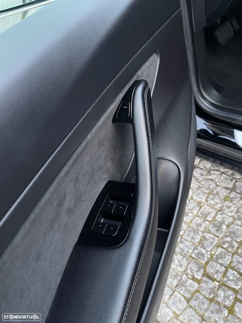Tesla Model 3 Standard Range Plus RWD - 32