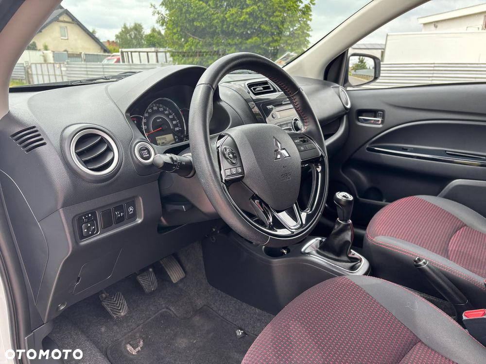 Mitsubishi Space Star - 12