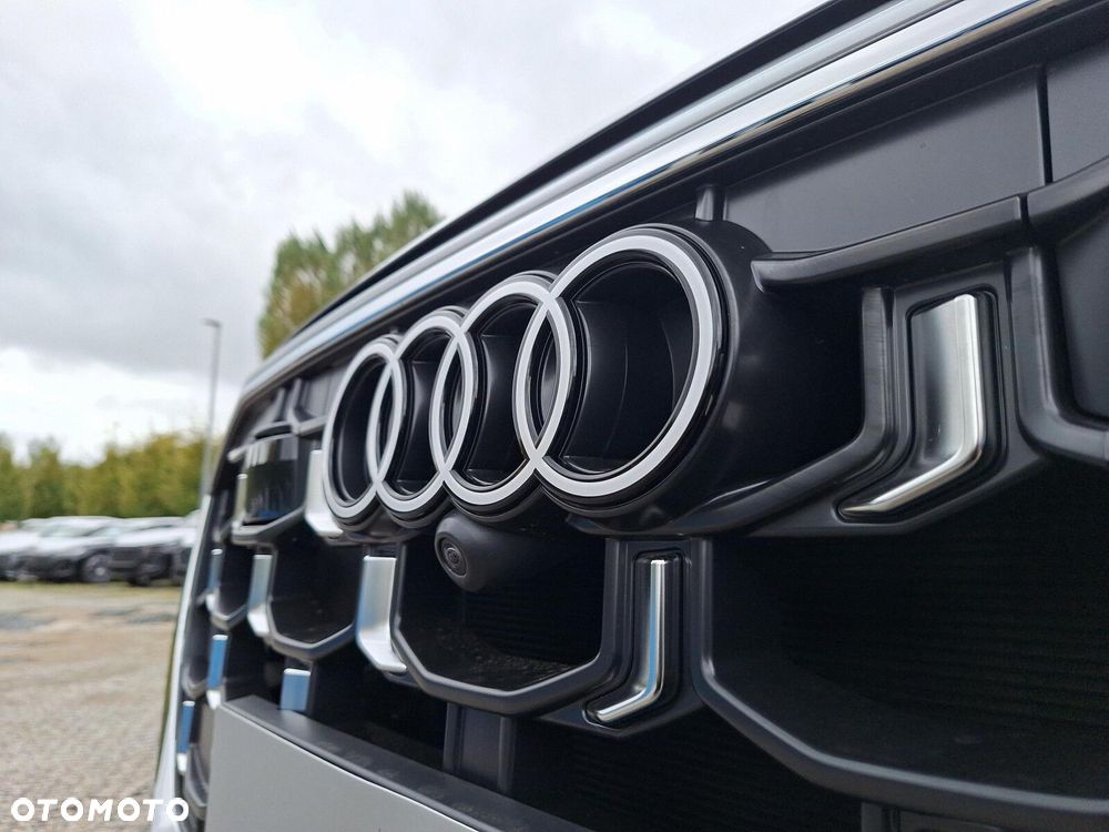 Audi SQ8 - 32