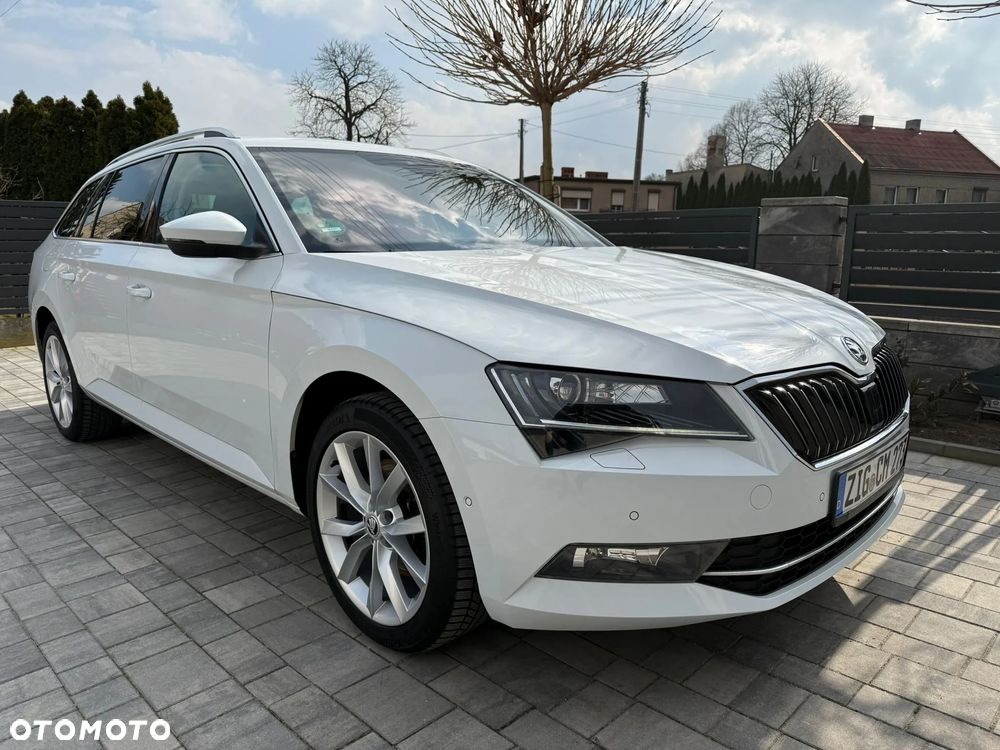 Skoda Superb 2.0 TDI DSG Premium Edition - 4