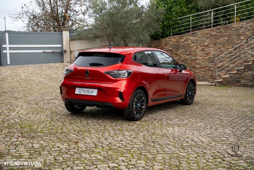 Renault Clio 1.0 TCe Techno - 33