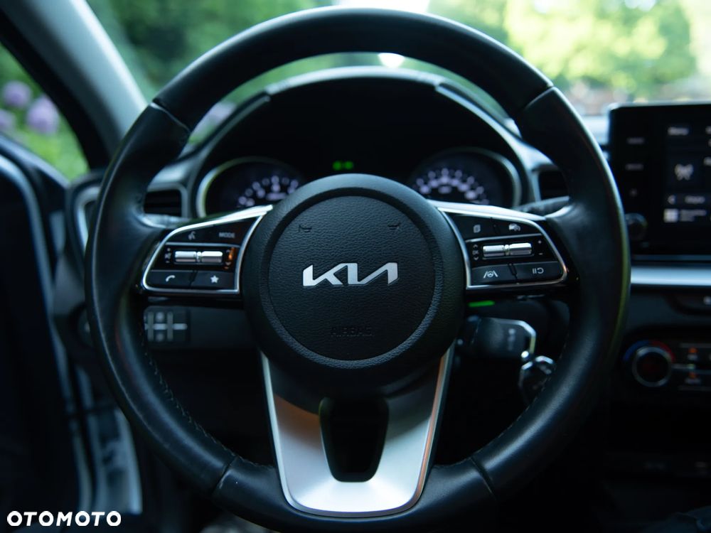 Kia Ceed 1.5 T-GDI M - 26