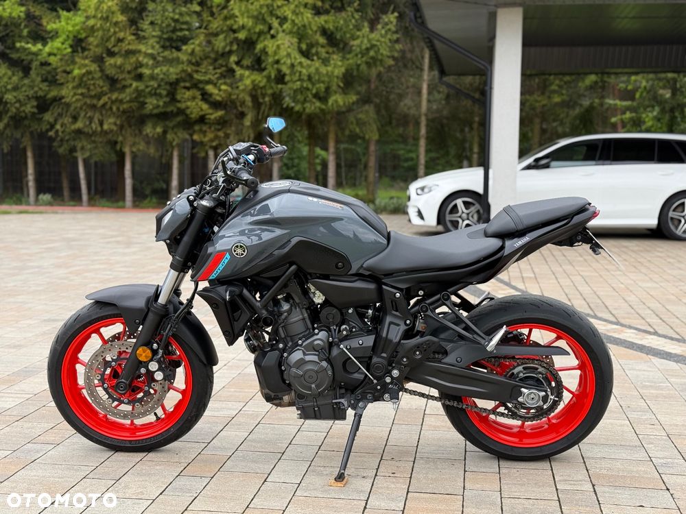 Yamaha MT - 12