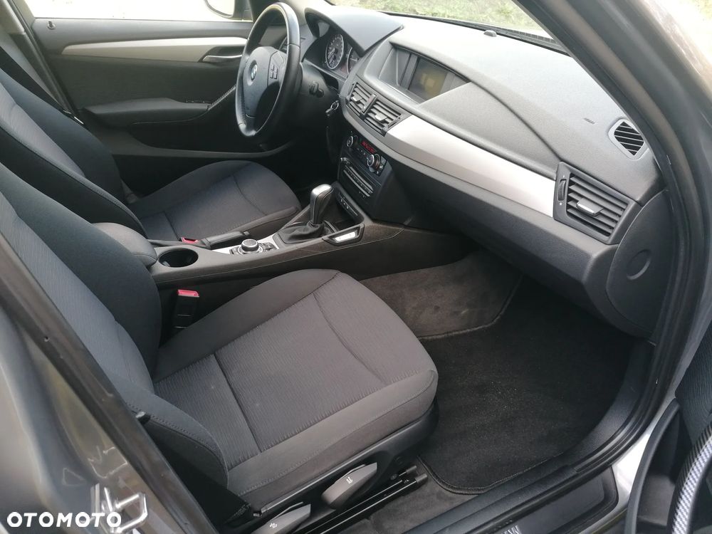 BMW X1 xDrive20d - 14