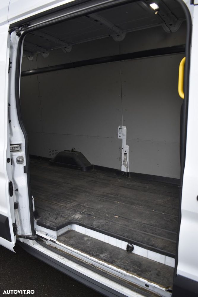 Ford Transit - 11