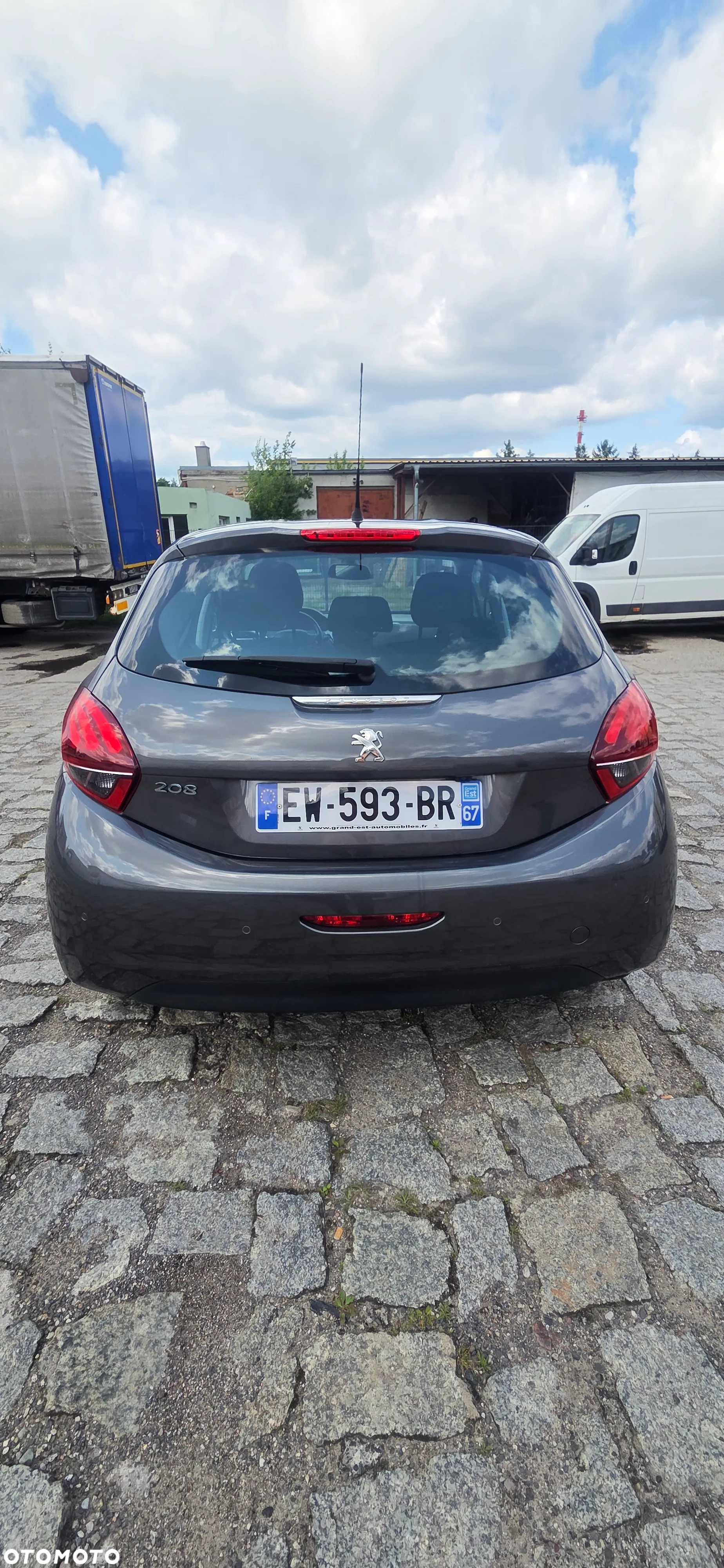 Peugeot 208 PureTech 110 Stop & Start Allure - 8