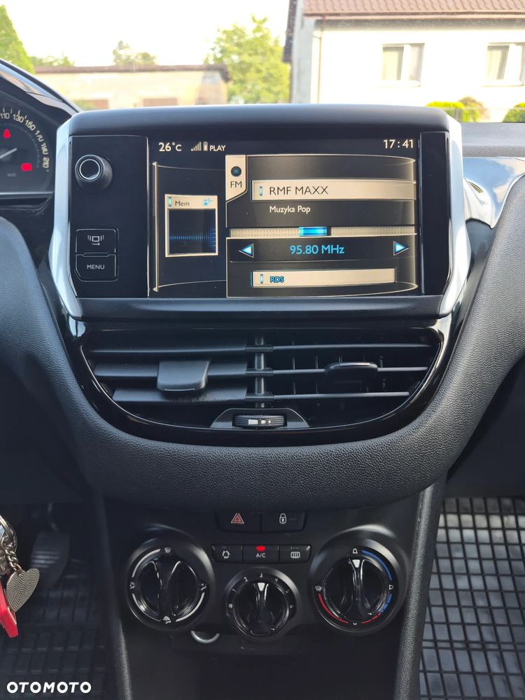 Peugeot 208 e-HDi 92 Stop&Start Active - 17
