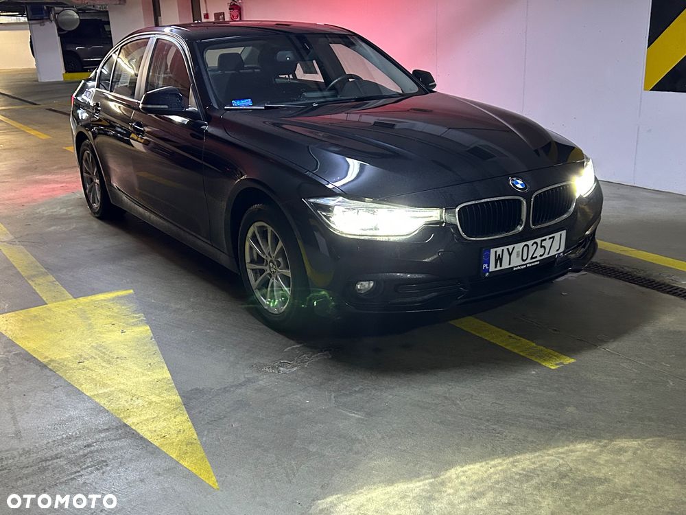 BMW Seria 3 316d - 16