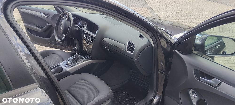Audi A4 Avant - 3