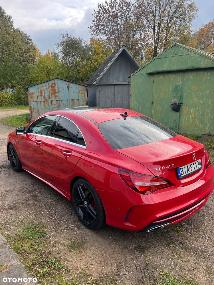 Mercedes-Benz CLA 250 4-Matic AMG Line - 21