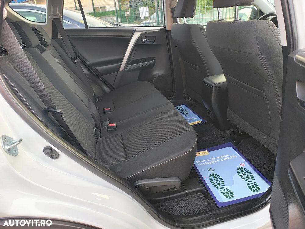 Toyota RAV4 2.0 D-4D 2WD Executive - 5