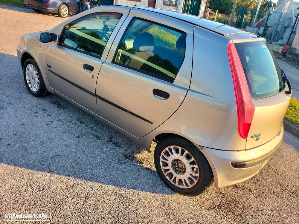 Fiat Punto - 5