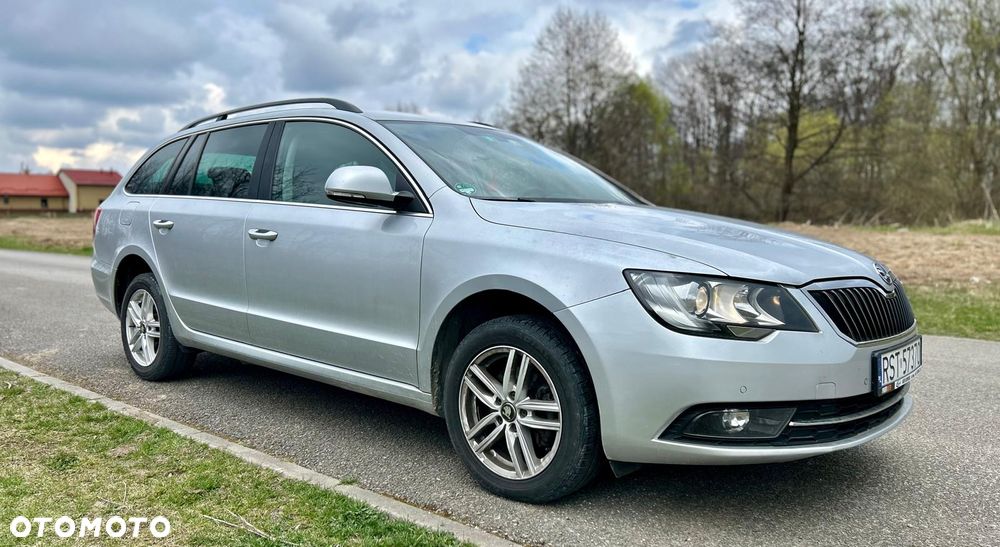 Skoda Superb 1.6 TDI Comfort / Active Greenline - 10