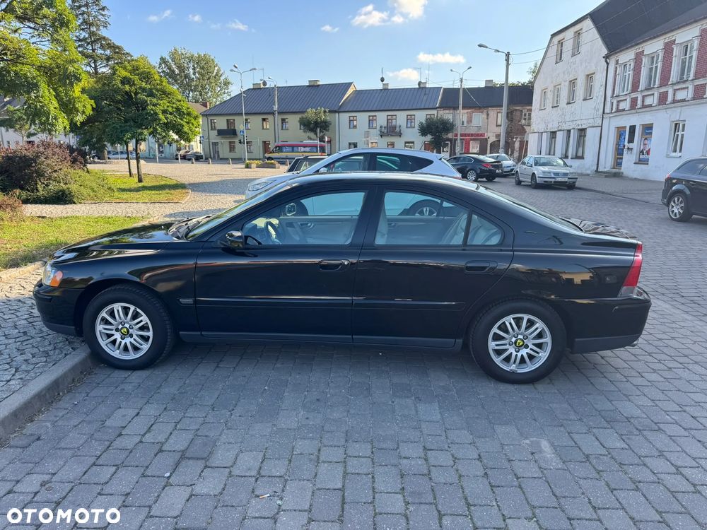 Volvo S60 2.4 Kinetic - 5