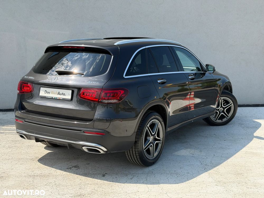 Mercedes-Benz GLC 300 e 4MATIC - 6