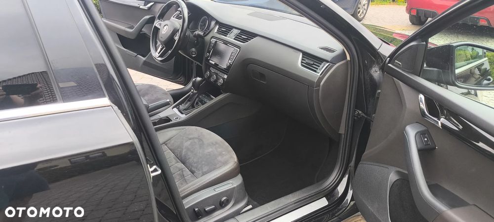 Skoda Octavia 2.0 TDI 4x4 DSG L&K - 15