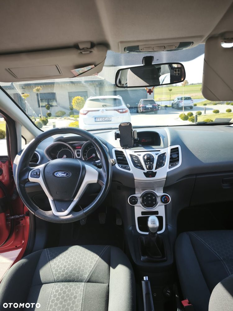 Ford Fiesta 1.25 Ambiente - 16