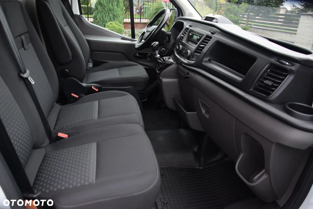 Ford Transit - 21