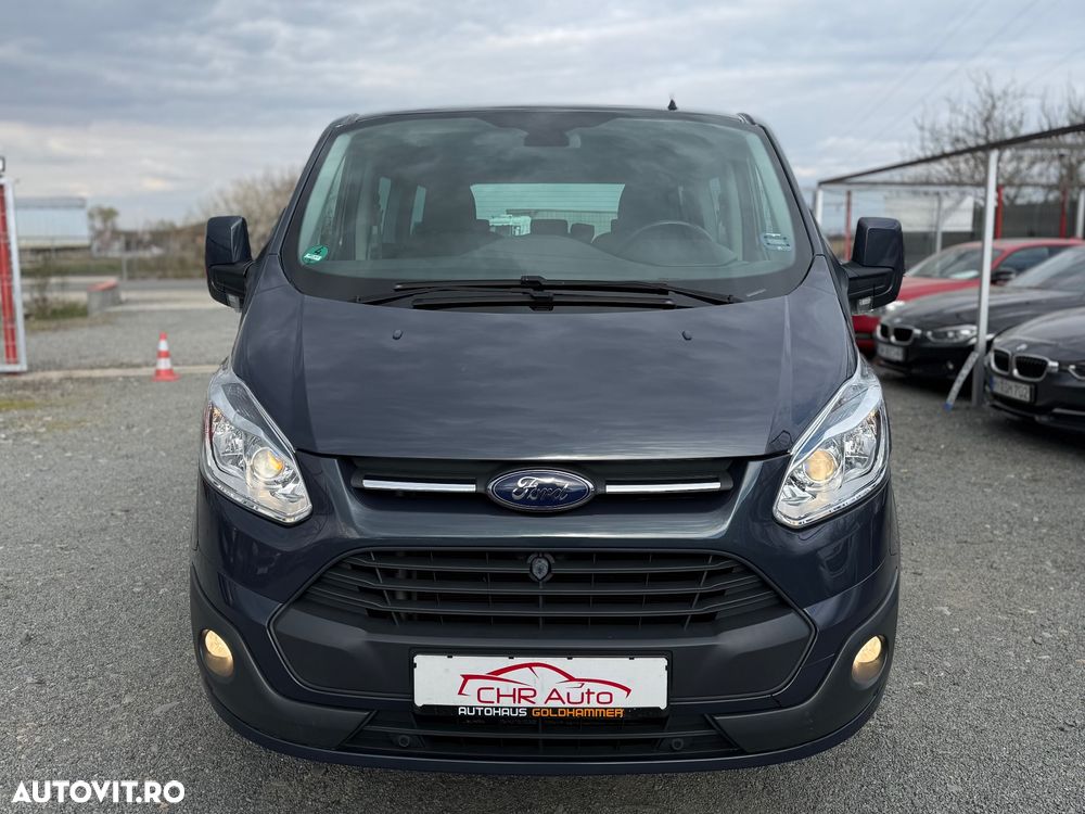 Ford Tourneo Custom - 27