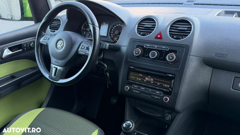 Volkswagen Caddy - 10