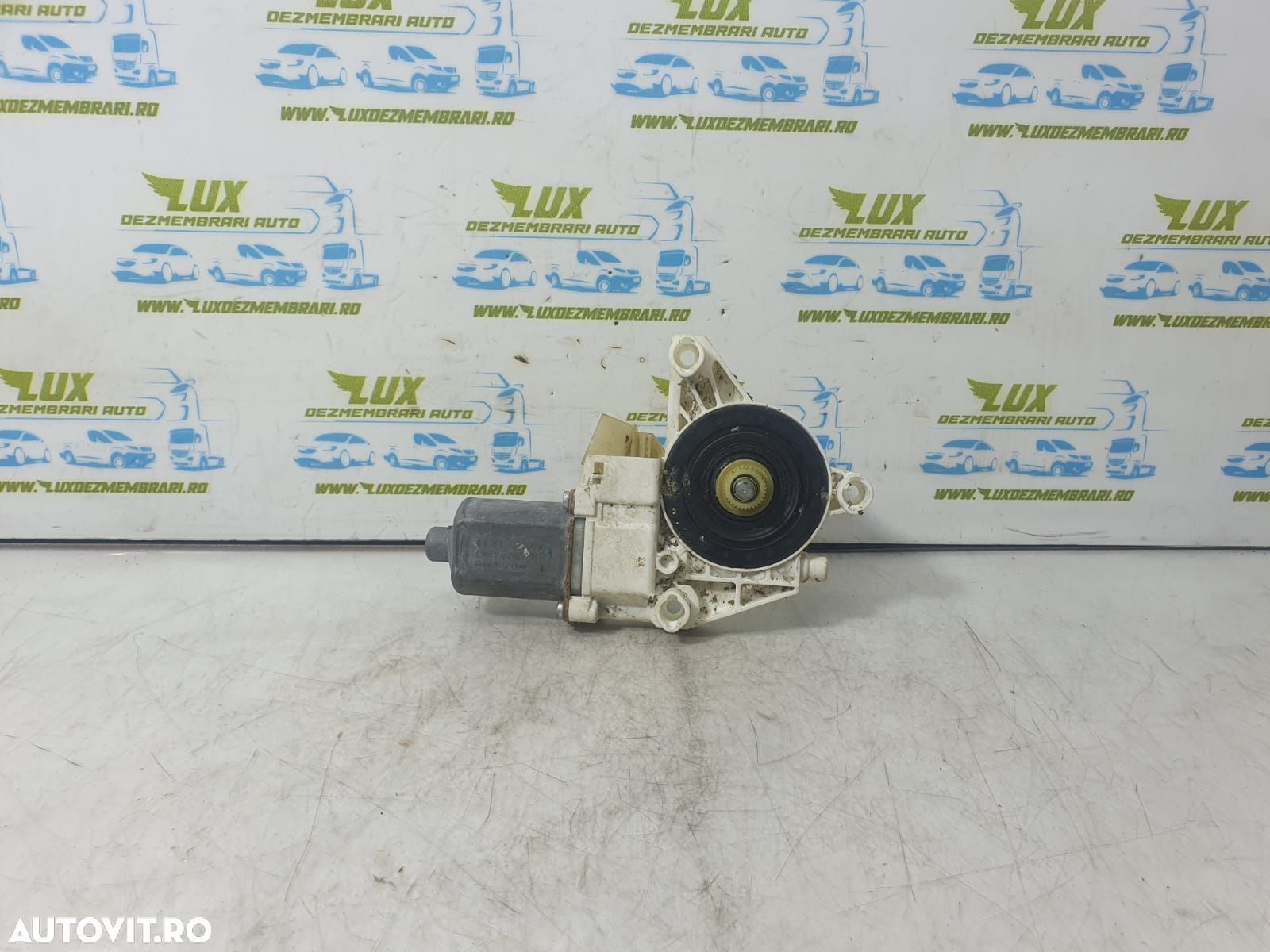 Motoras macara geam stanga fata 997082102 Mercedes-Benz R-Class W251 - 1