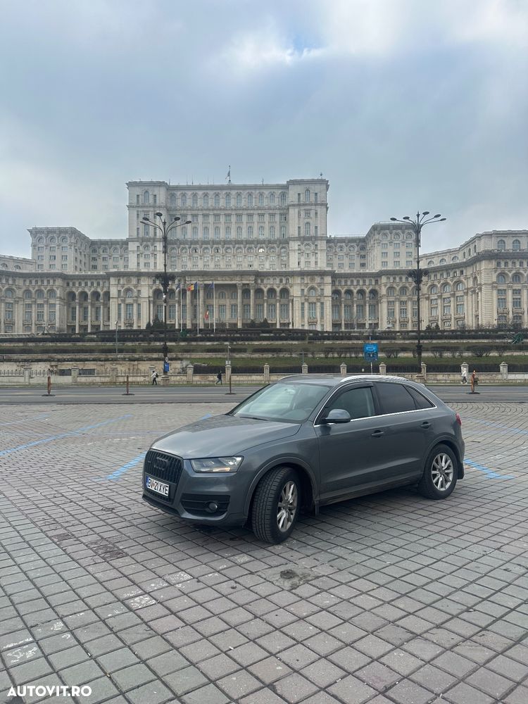Audi Q3 2.0 TDI Quattro S-Tronic - 1