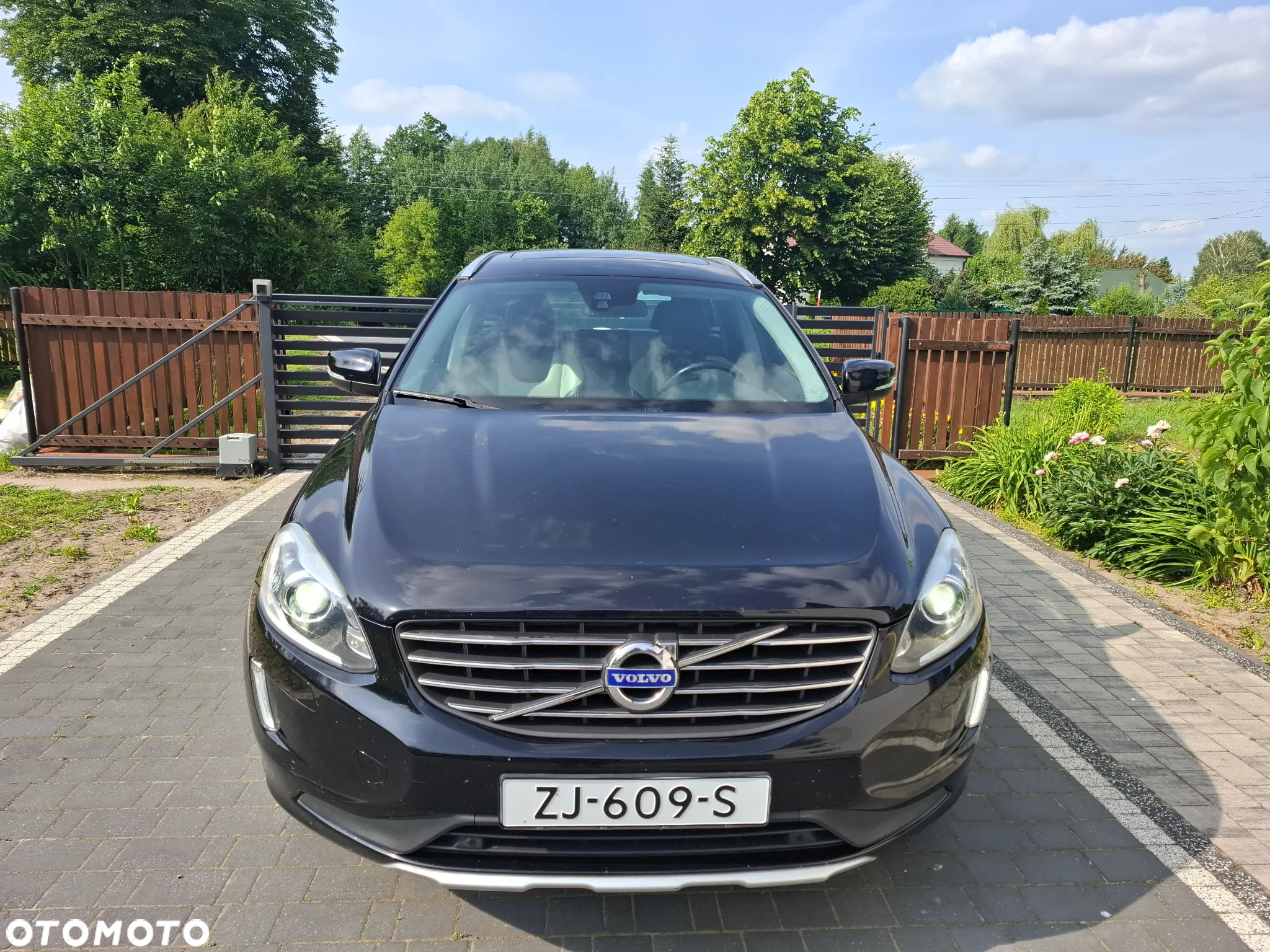 Volvo XC 60 D5 AWD Summum - 2