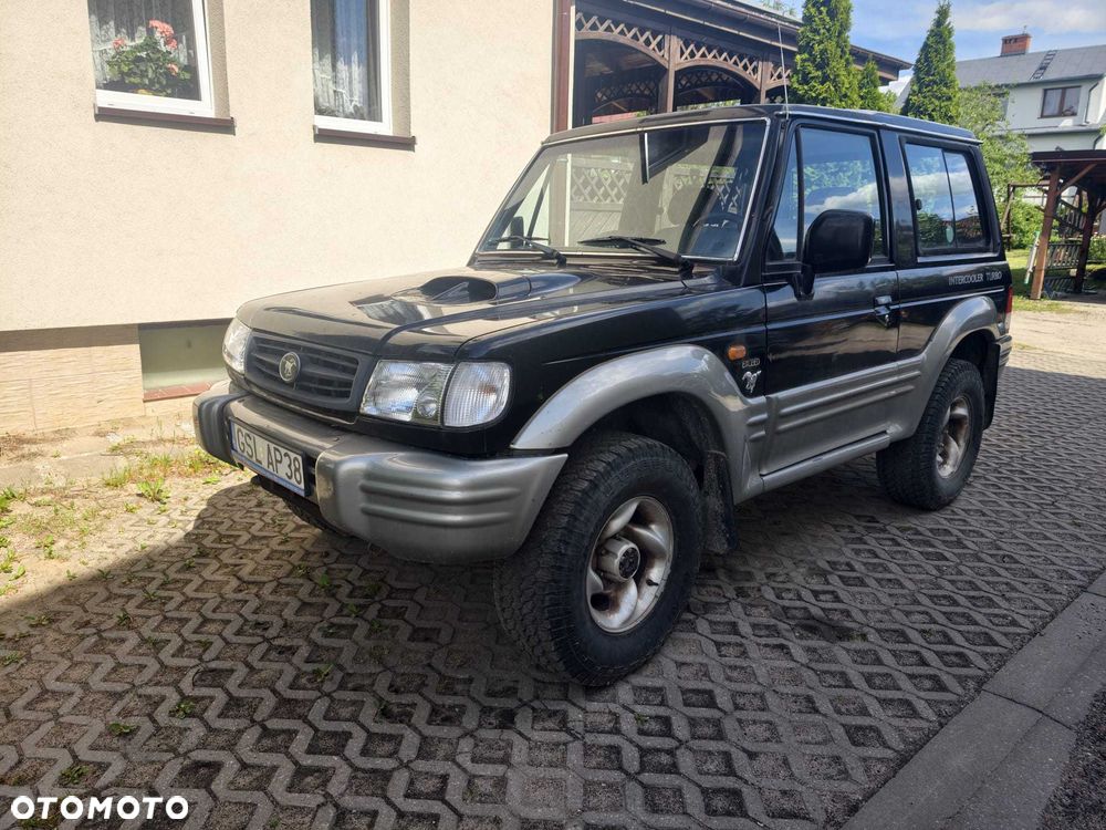 Hyundai Galloper - 1