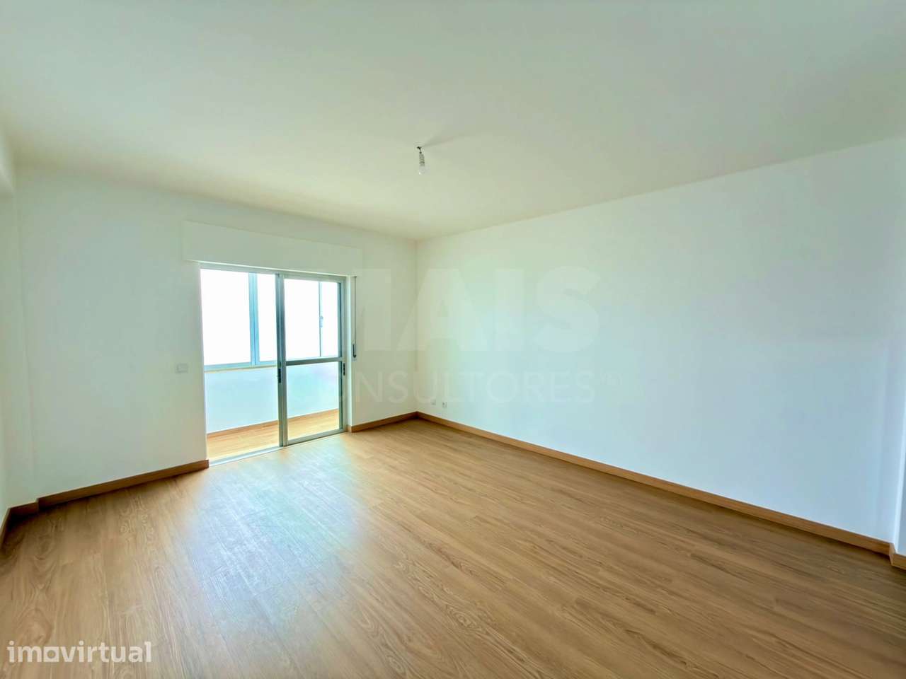 Apartamento T2 Renovado em Peniche – Oportunidade de Investimento! - Grande imagem: 5/24