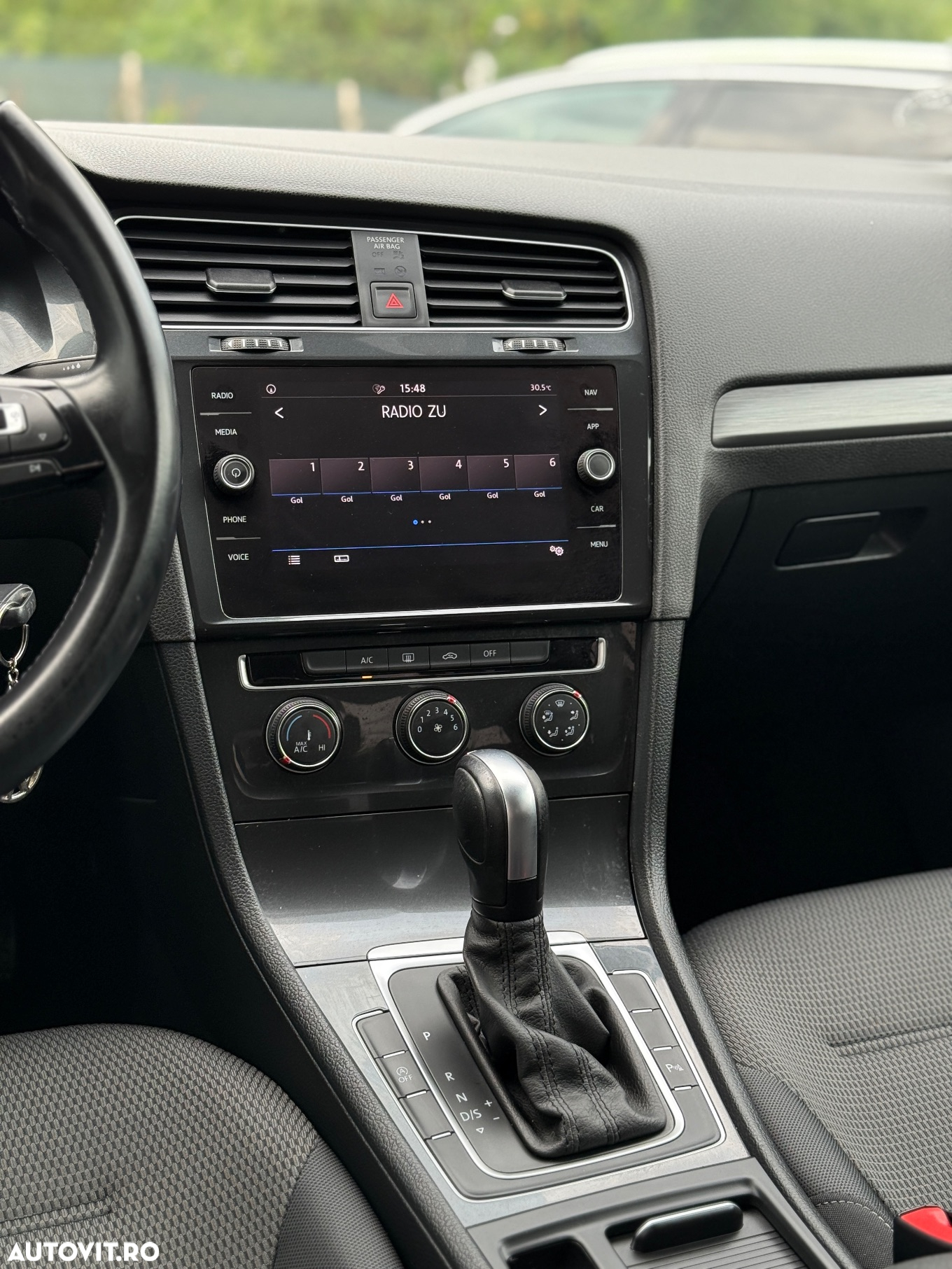 Volkswagen Golf 2.0 BlueTDI DSG Comfortline - 8