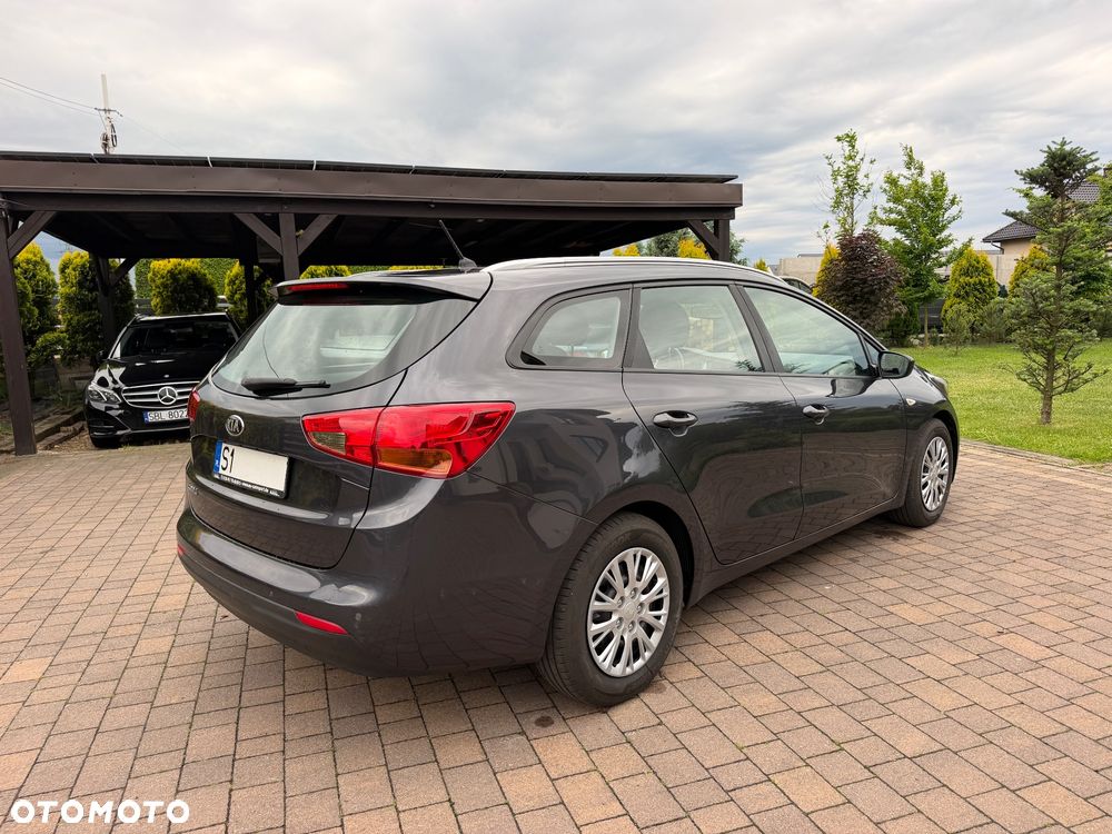Kia Ceed 1.6 GDI Spirit - 15