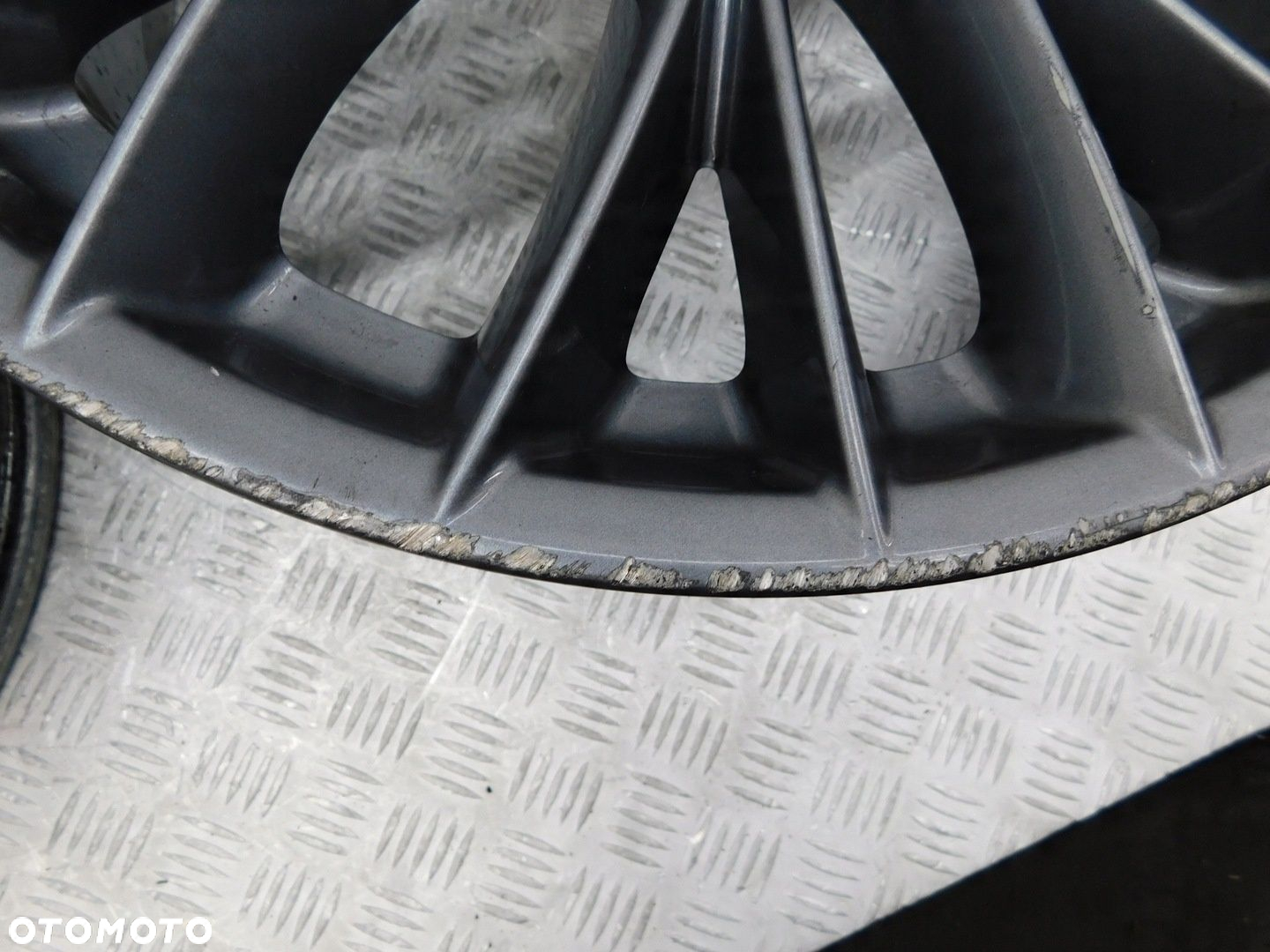 FELGI ALUMINIOWE 8j 8,5j x18 et34 et37 BMW E87 E90 E91 E92 E93 F20 F30 F31 - 15