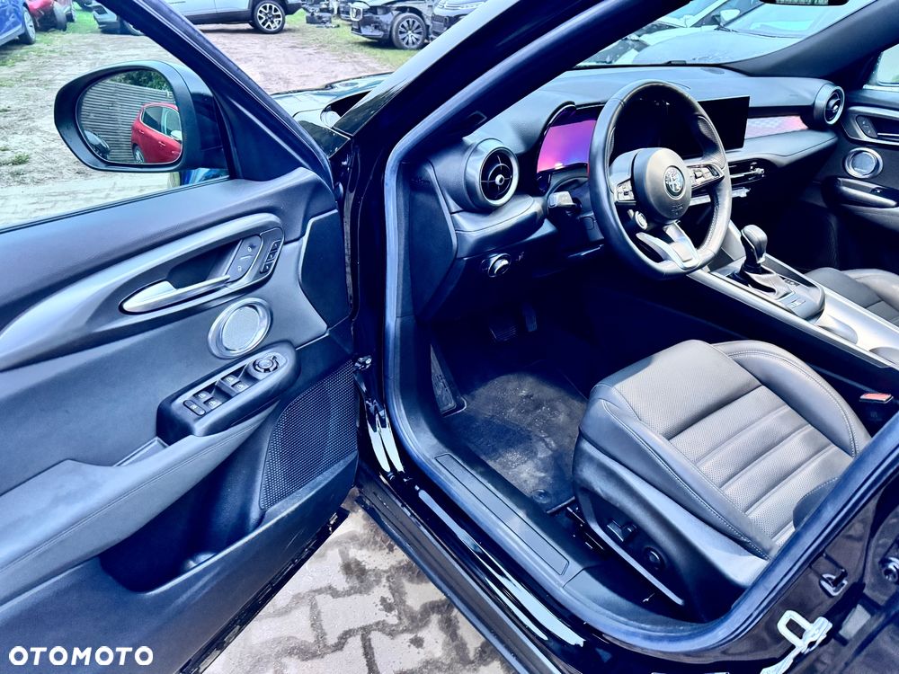 Alfa Romeo Tonale 1.5 T4 GSE mHEV Tributo Italiano DCT - 23