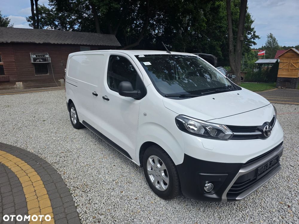 Toyota ProAce Kombi D-4D Medium 2,7t - 10