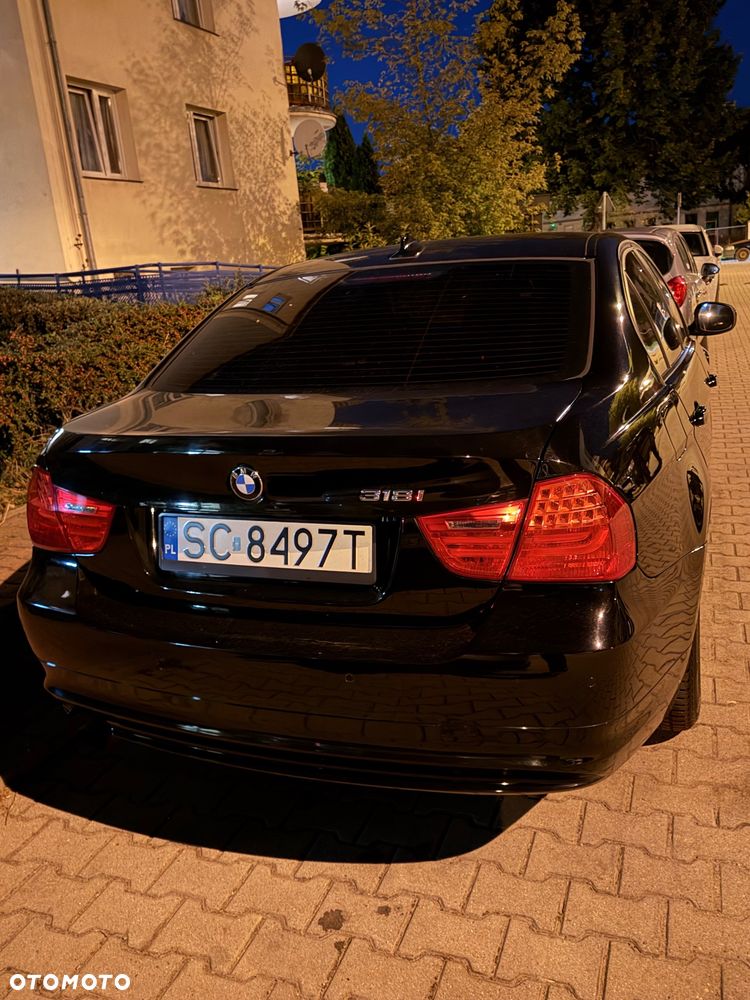 BMW Seria 3 318i - 15