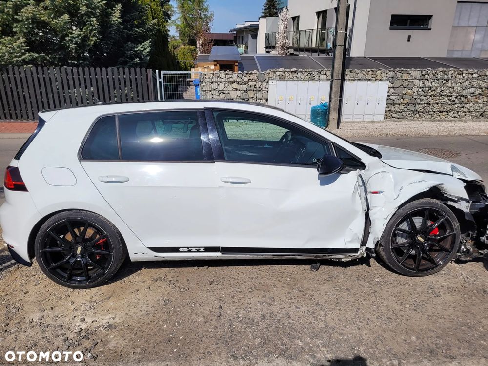 Volkswagen Golf 2.0 TSI BMT GTI - 5