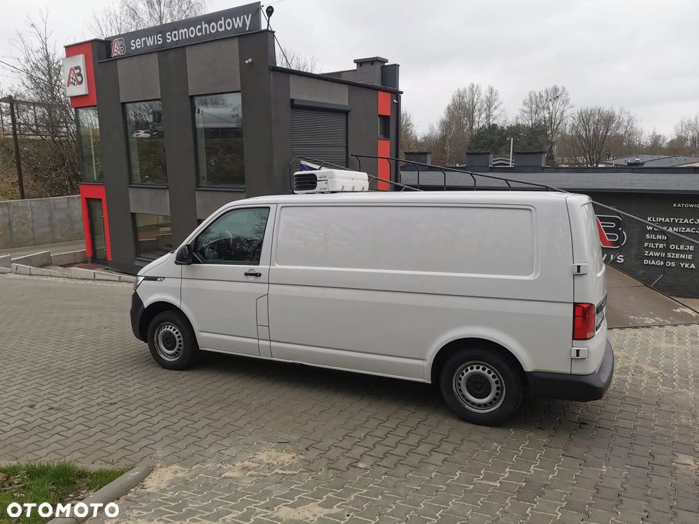 Volkswagen Transporter - 9