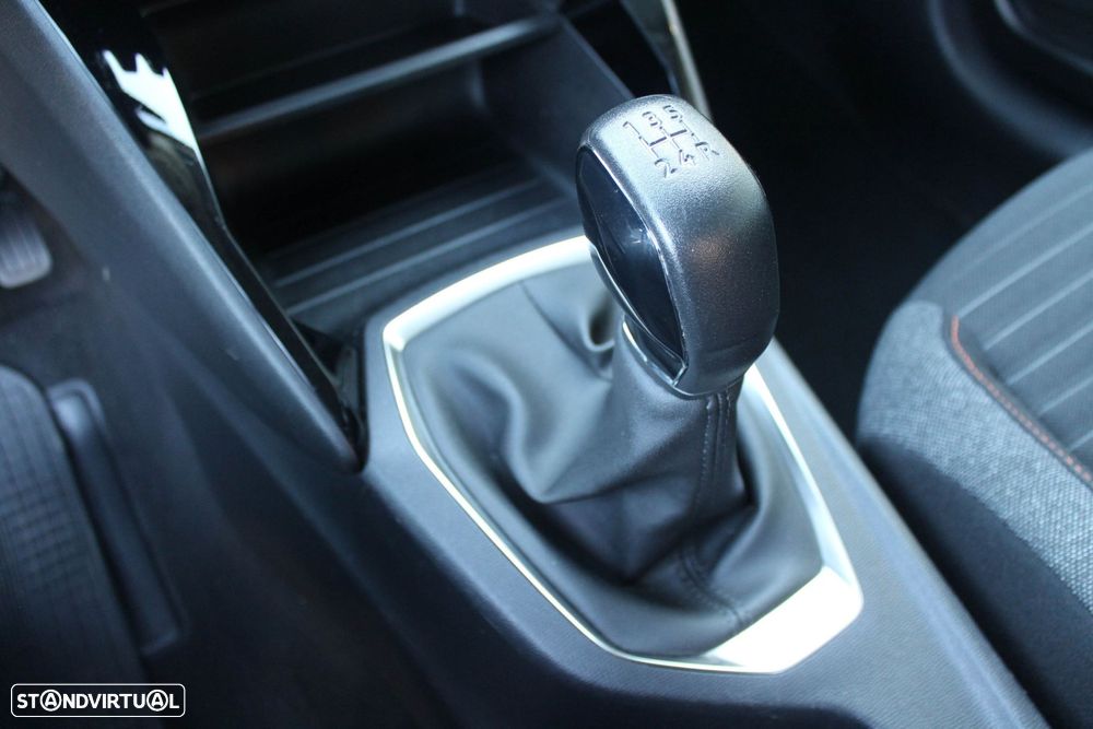 Peugeot 208 1.2 PureTech Active - 20