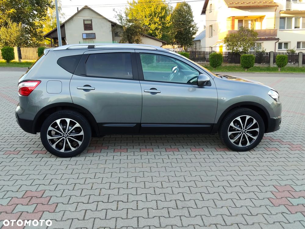 Nissan Qashqai 1.6 visia - 13