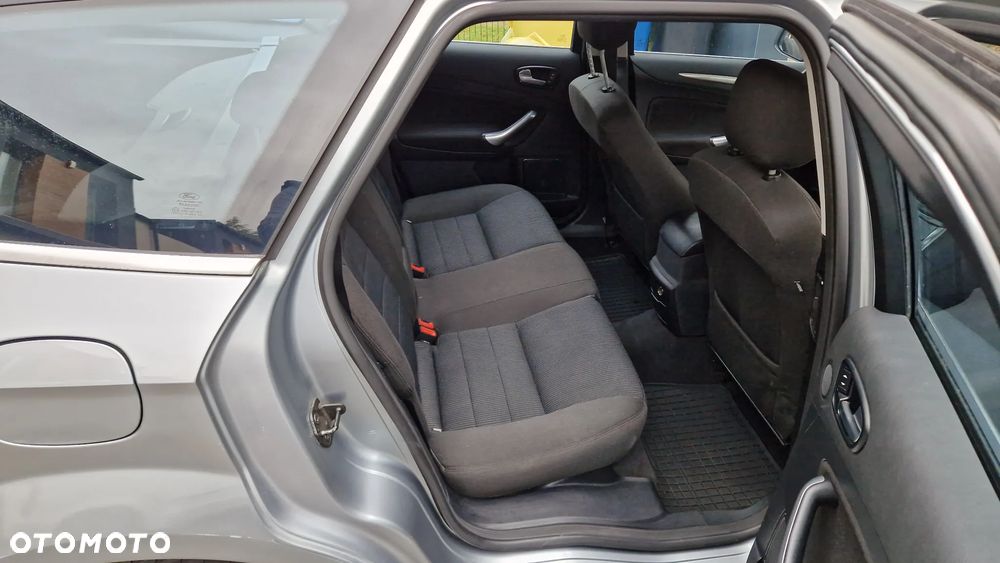 Ford Mondeo 2.0 Titanium - 14