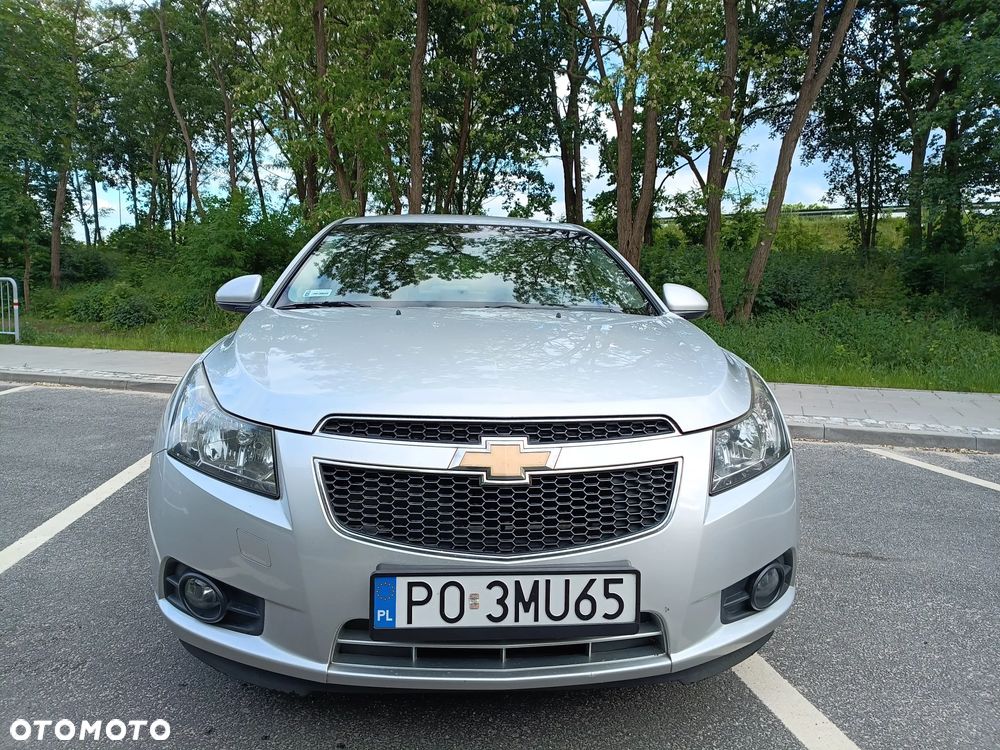 Chevrolet Cruze 1.8 LS - 3
