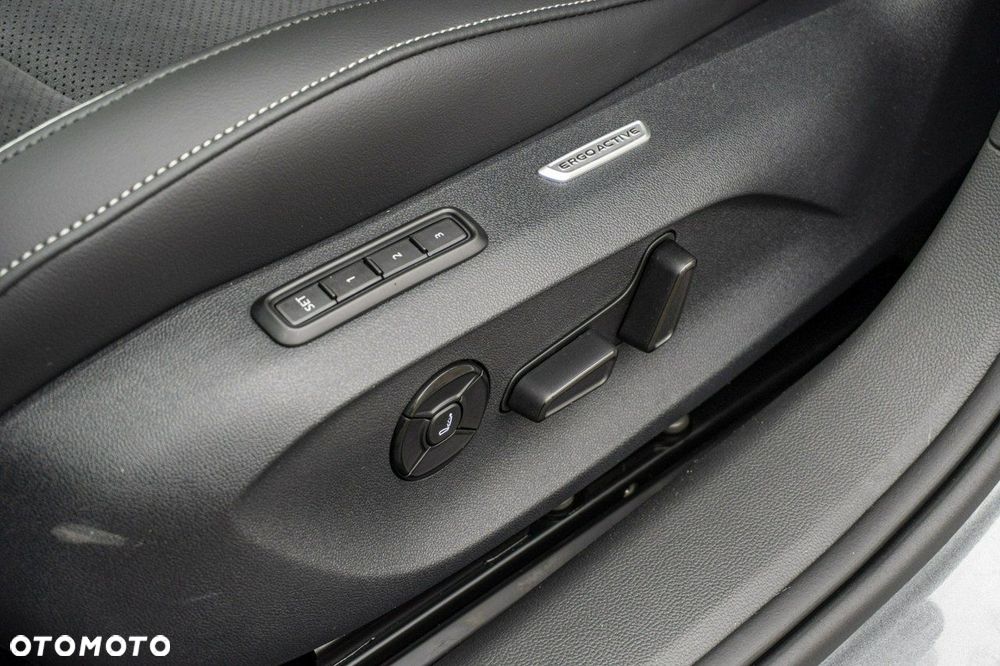 Volkswagen Passat - 18