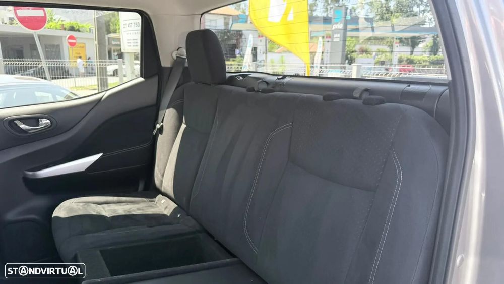 Nissan Navara 2.3 dCi CD 4WD N-Connecta - 13
