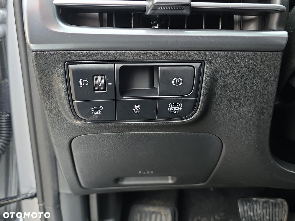 Hyundai Tucson 1.6 T-GDi HEV Executive 2WD - 13