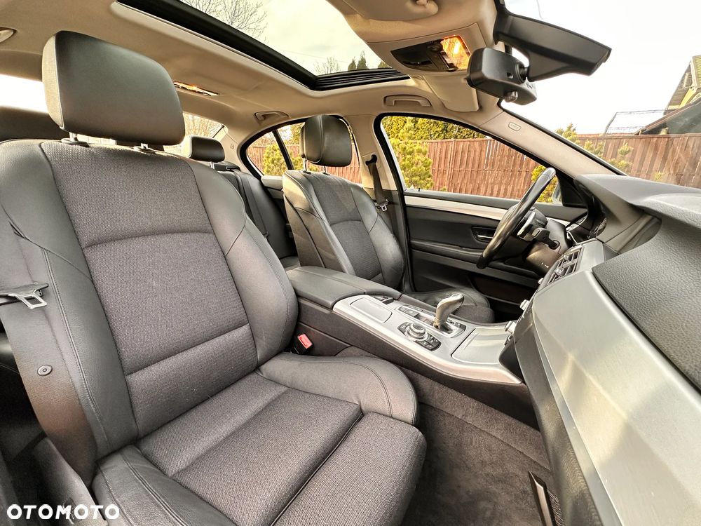 BMW Seria 5 - 25