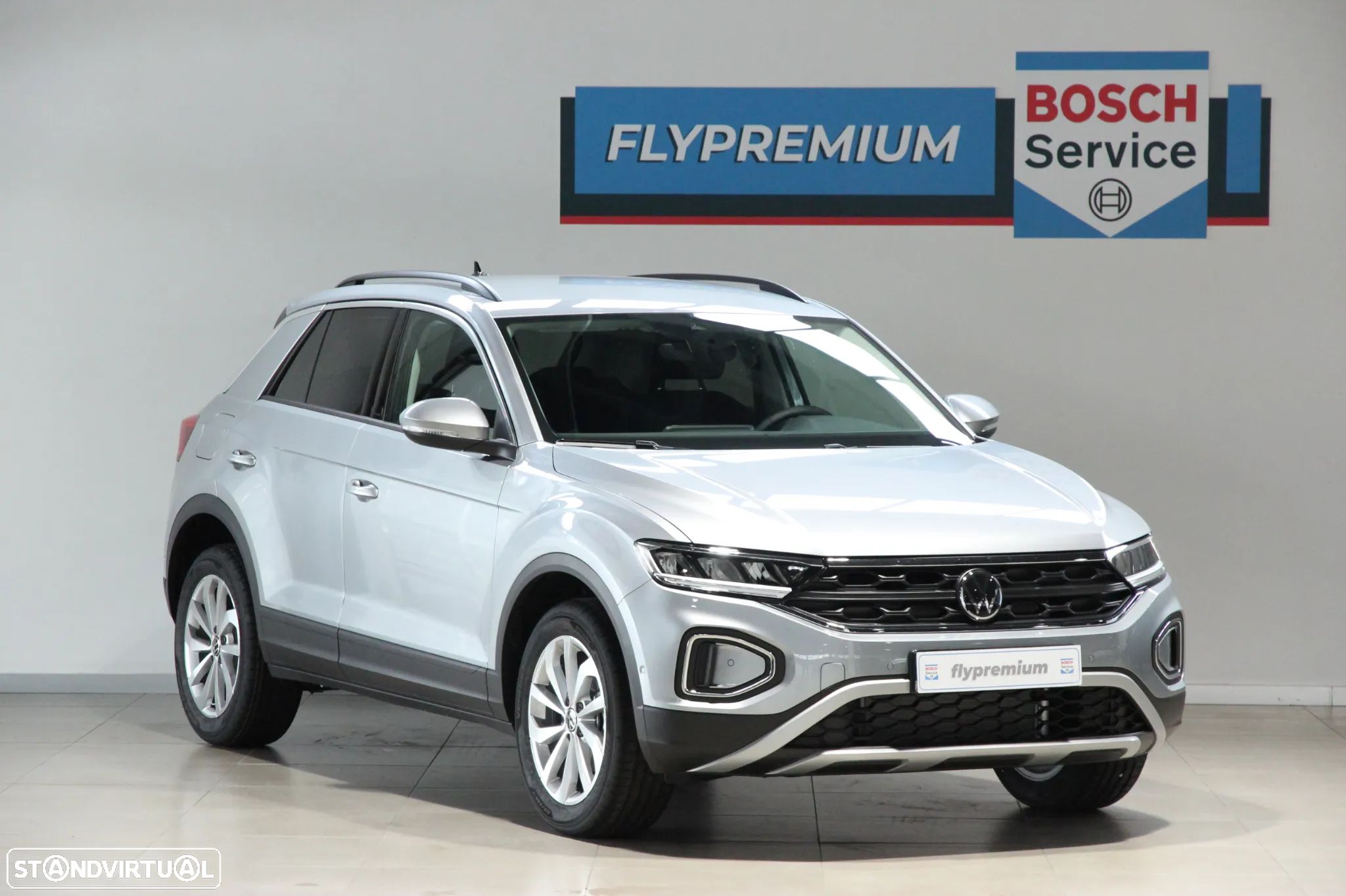 VW T-Roc 1.0 TSI Urban - 1